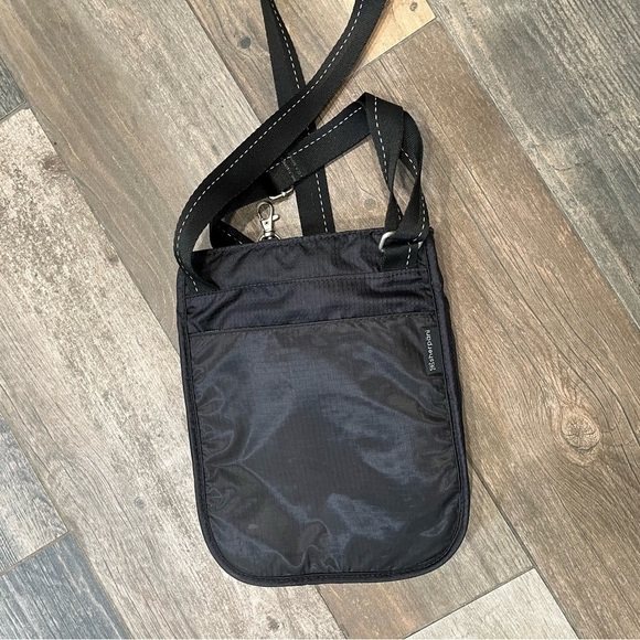 Shepani Prima Le Black Crossbody Bag Purse Anti-Theft Travel - Picture 2 of 7